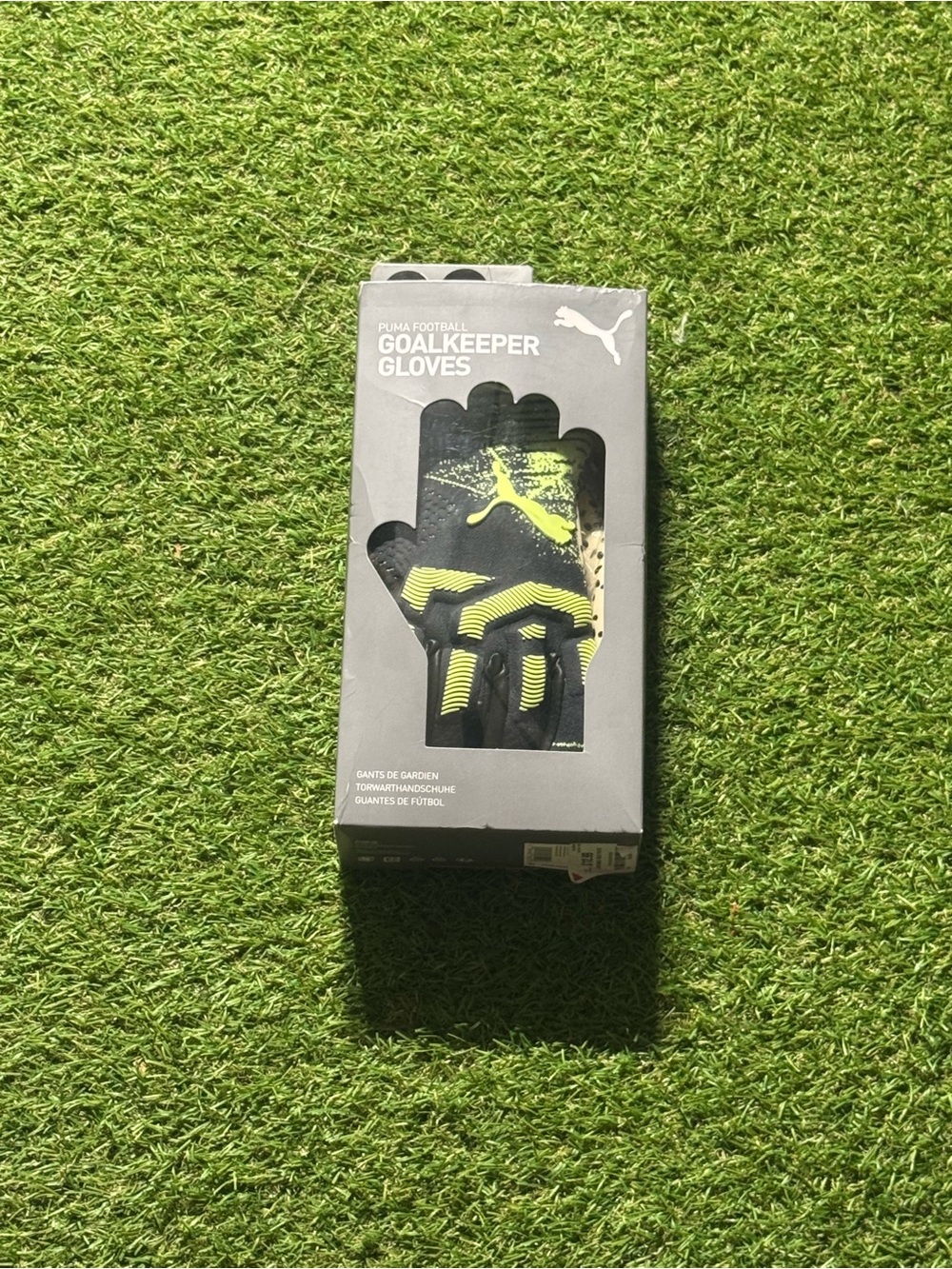 Puma Future One Grip 1 NC Mens Black/Green Goalkeeper Gloves Mens Size 8